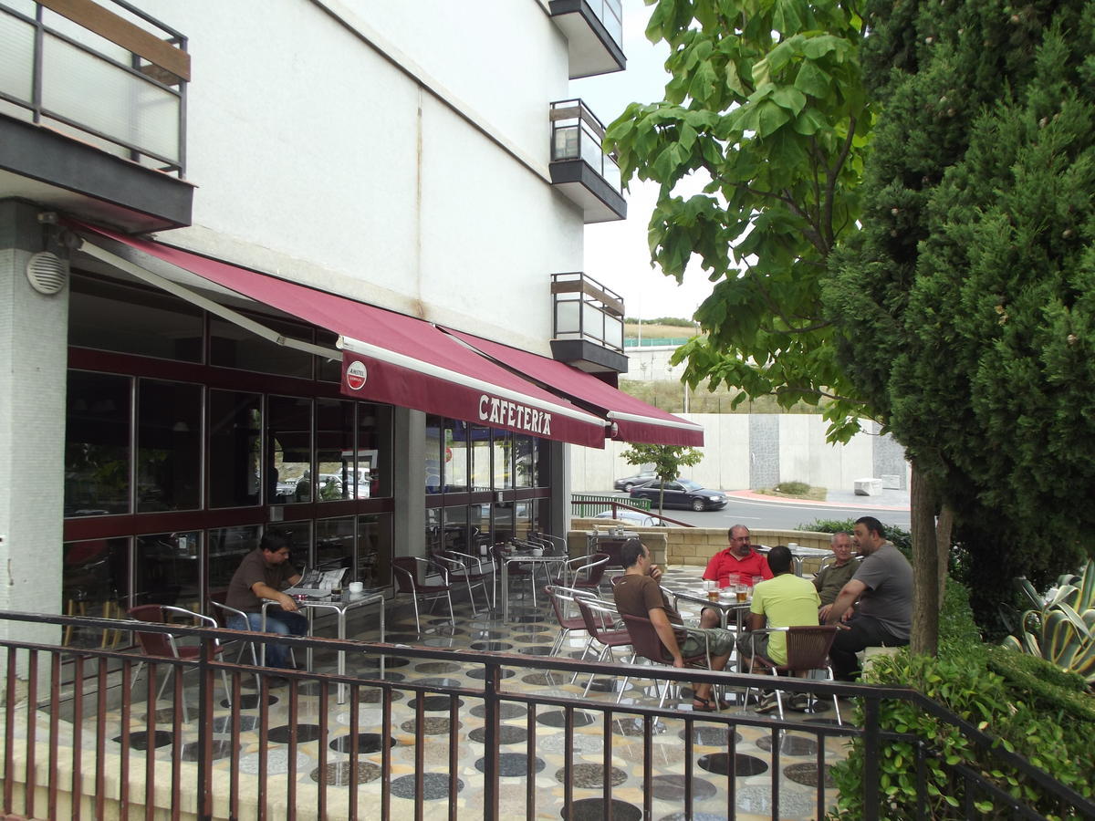 Hotel San Blas Abadiano Celayeta Exterior photo